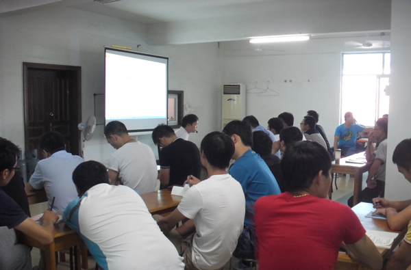 BAILIAN Compressor拥有员工压缩机技术理论学习活动3