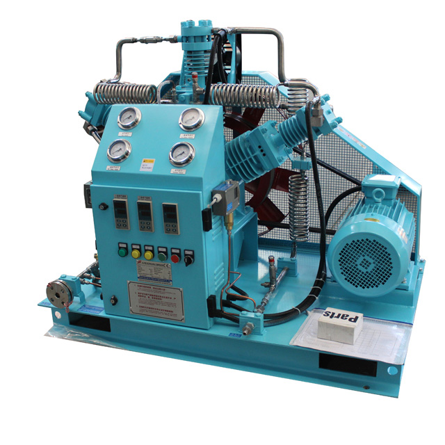 4m3-20m3三級壓縮全無油高壓氧氣壓縮機(jī)